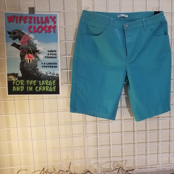 lee mid rise bermuda shorts